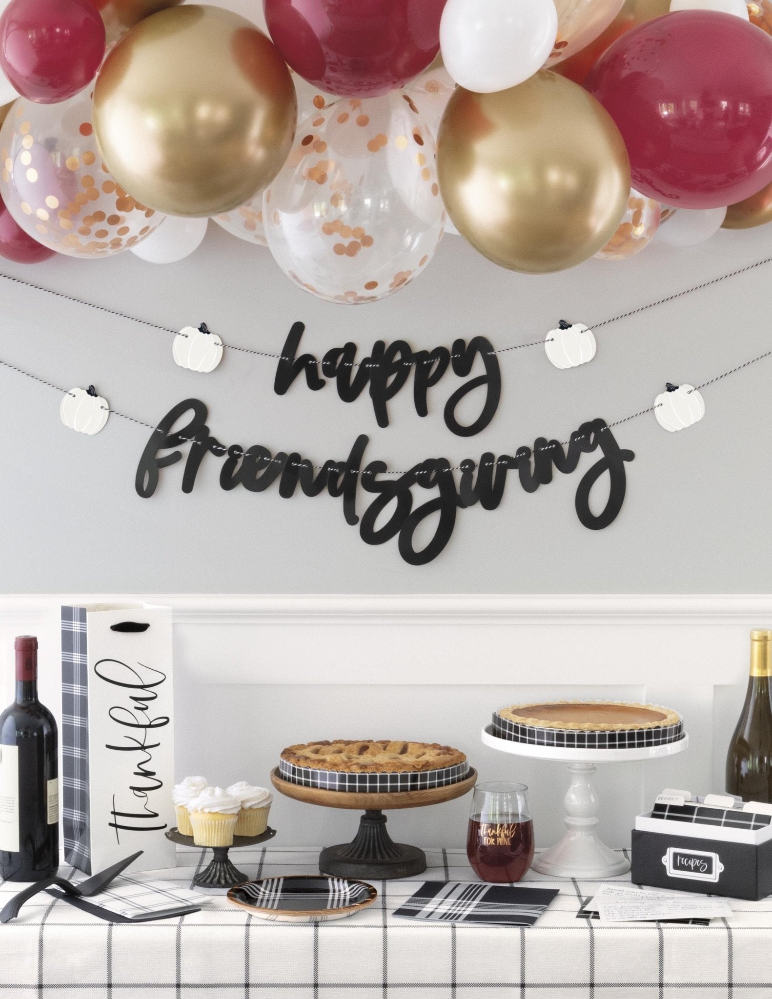 Thanksgiving Happy Friendsgiving Banner 2pc - Stesha Party