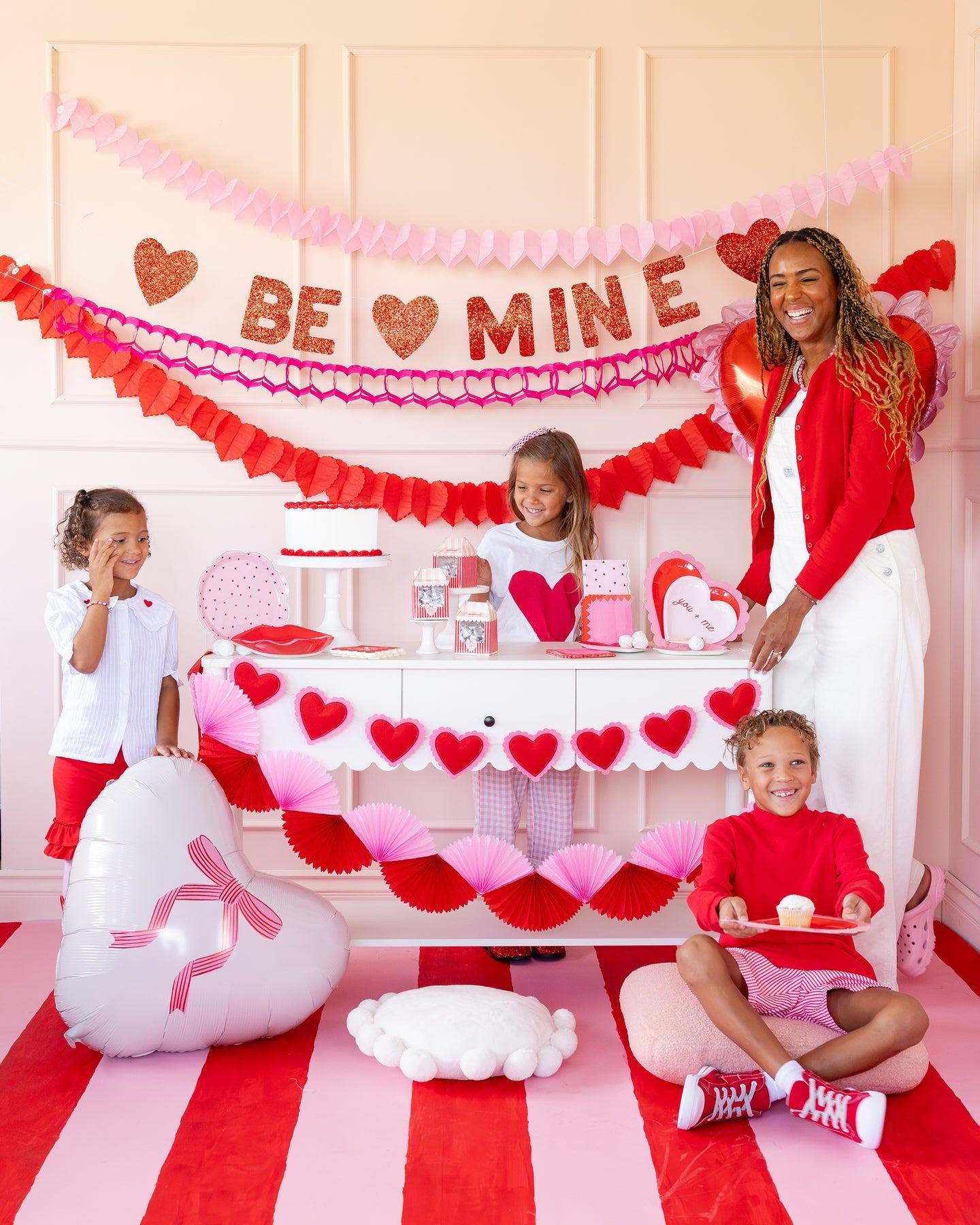 Valentine Kissing Booth Treat Boxes - Stesha Party