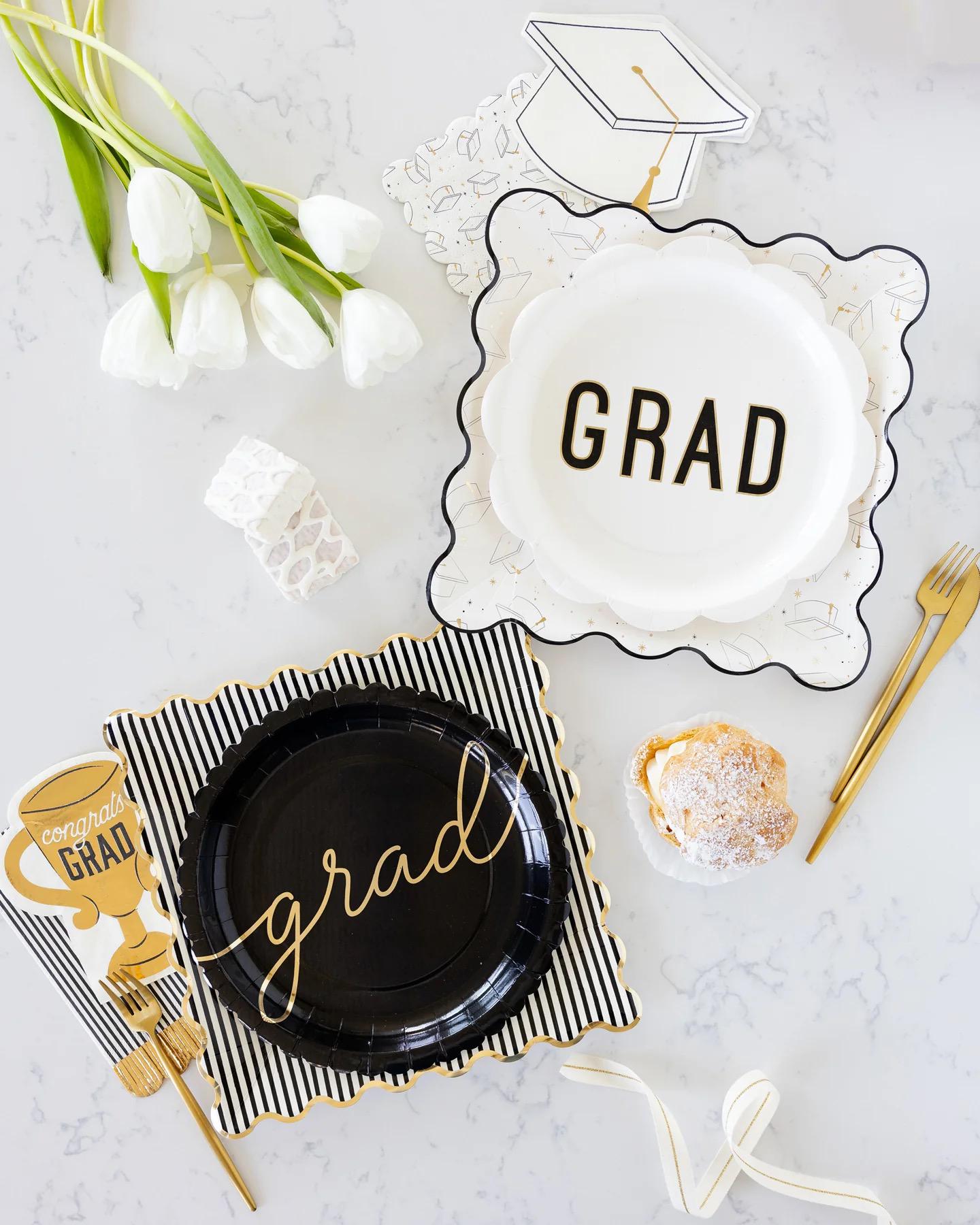 White Graduation Cap Shaped Napkins 18ct - Stesha Party
