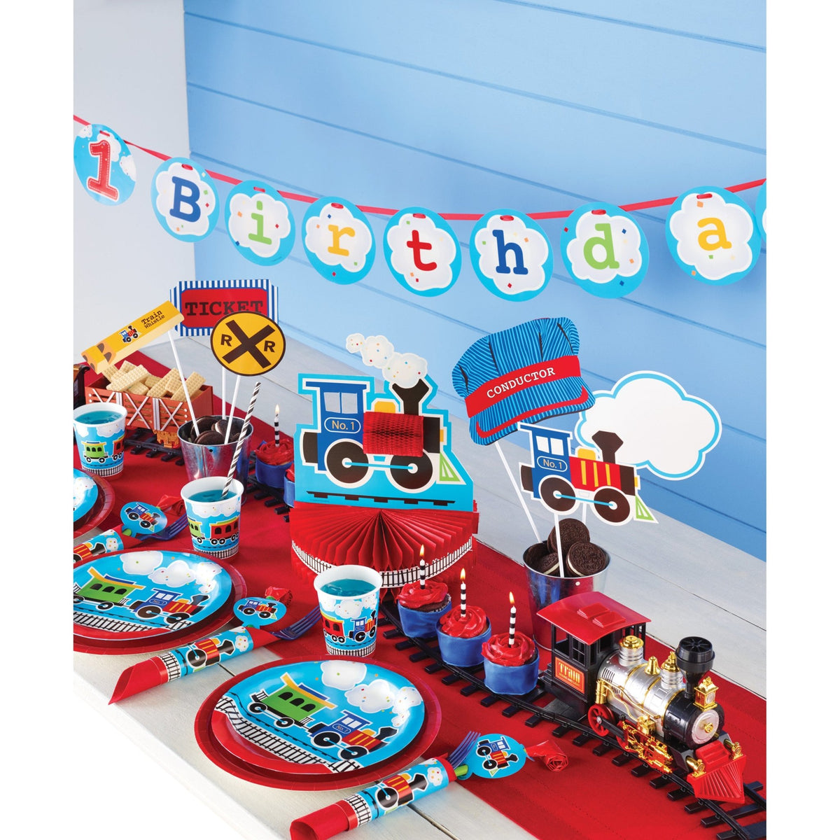 9" Train Party Plates - Stesha Party