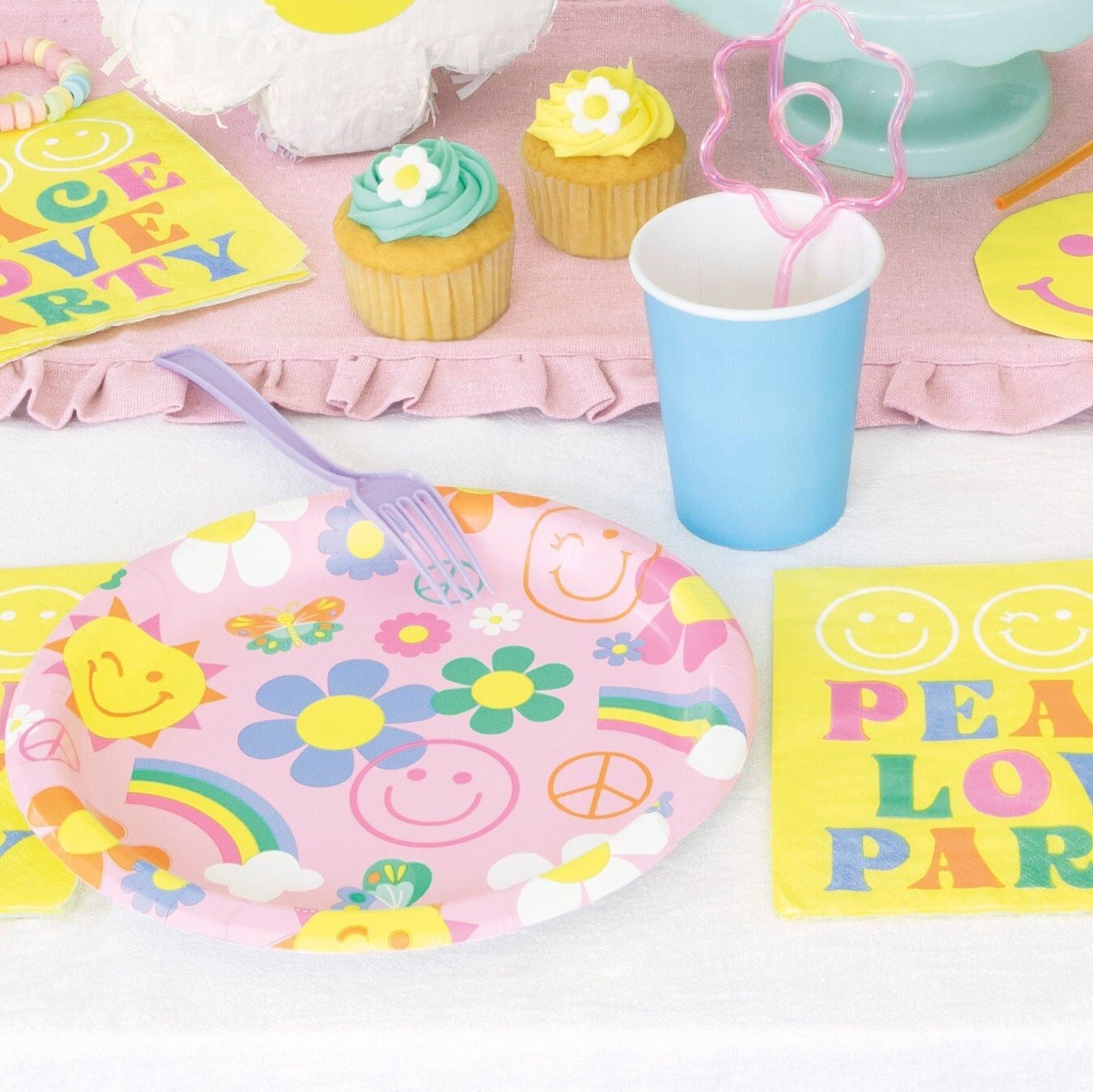 Groovy Hippie Party Plates - Stesha Party