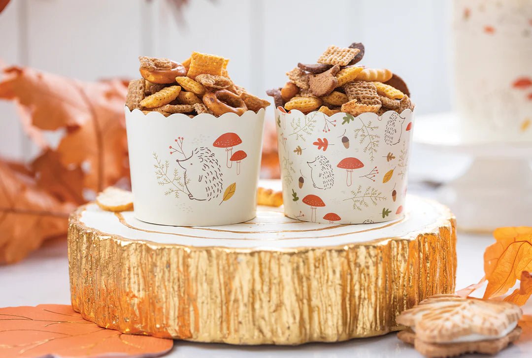 https://www.steshaparty.com/cdn/shop/products/hedgehog-woodland-party-baking-cups-36ct-869191_1200x.webp?v=1697873312