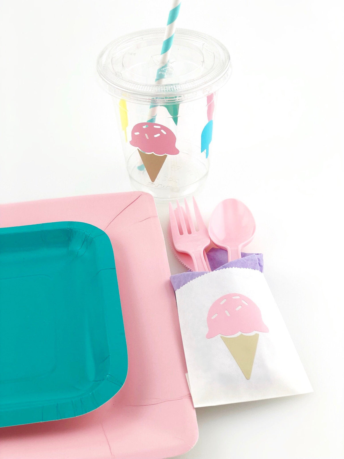 Ice Cream Party Clear Cups With Lids Set - Stesha Party