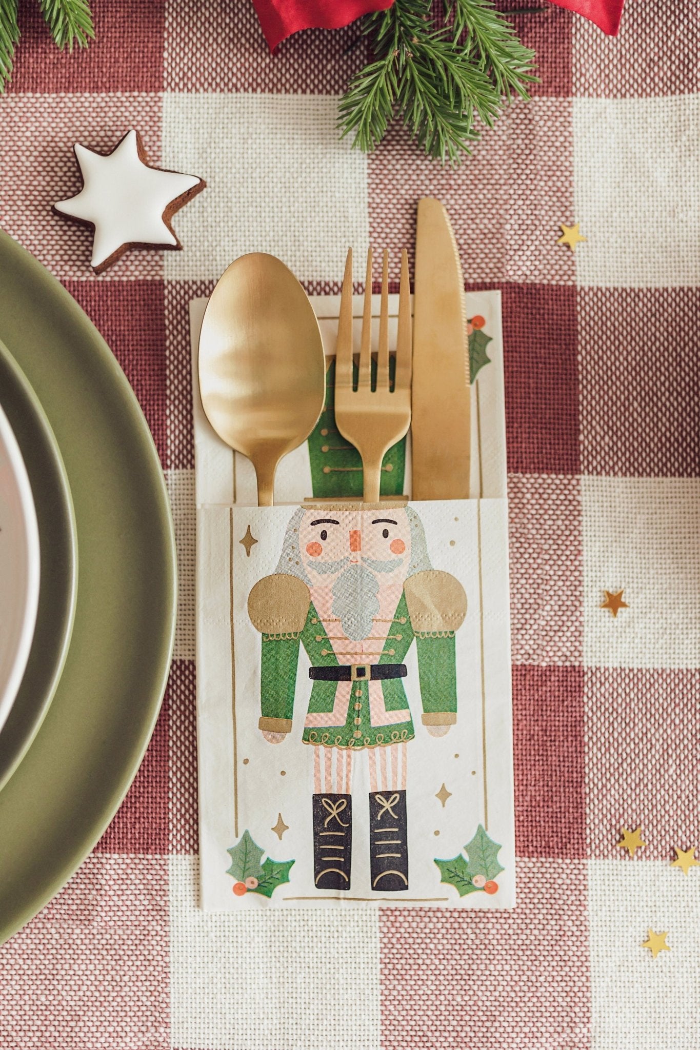 Nutcracker Cutlery Holder Napkins 6ct - Stesha Party