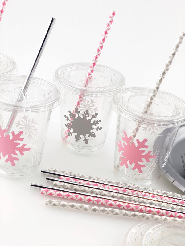 https://www.steshaparty.com/cdn/shop/products/pink-and-silver-lidded-snowflake-cups-971499_600x.jpg?v=1691026344