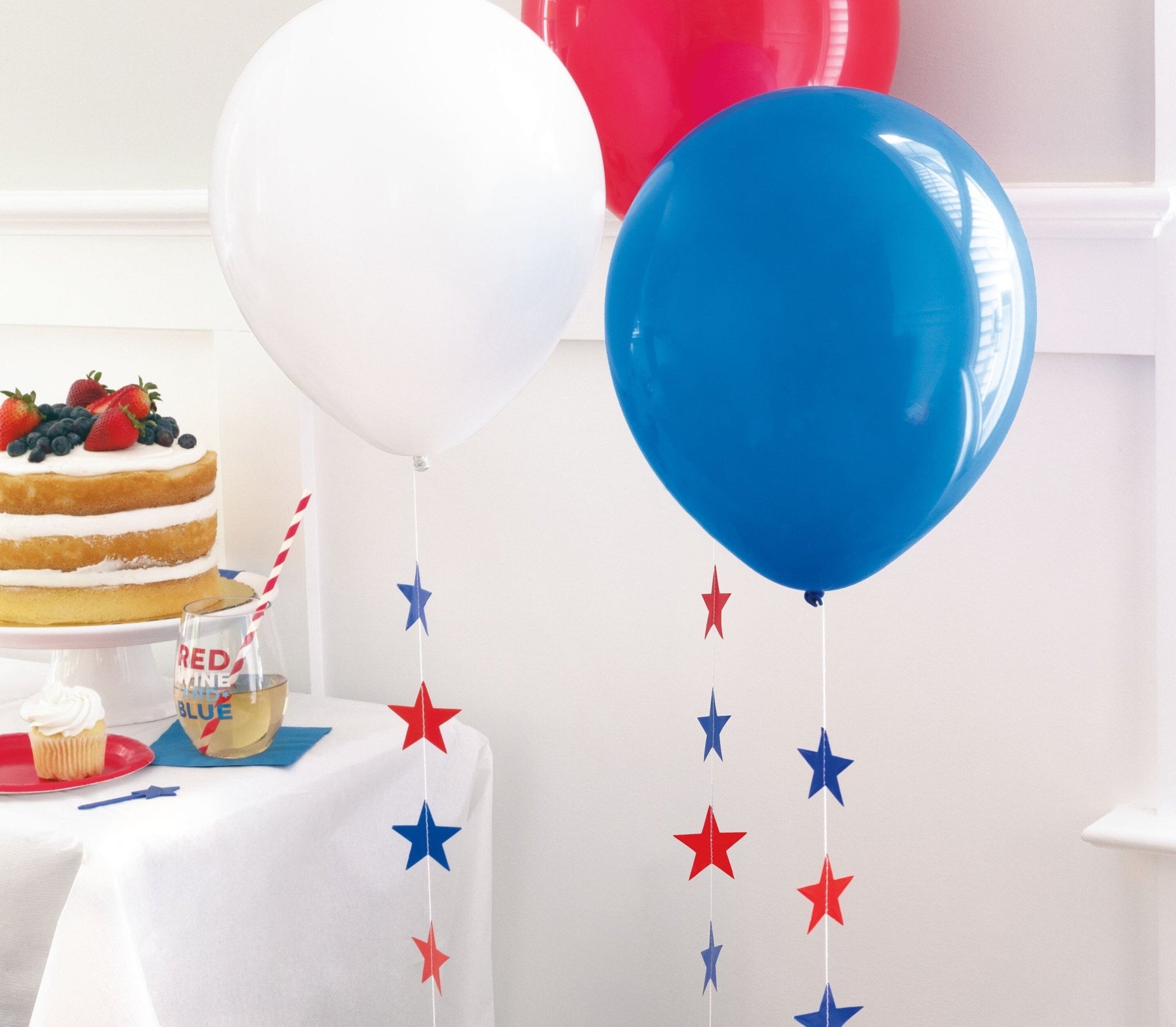 Red, White & Blue Star Latex Balloons - Stesha Party